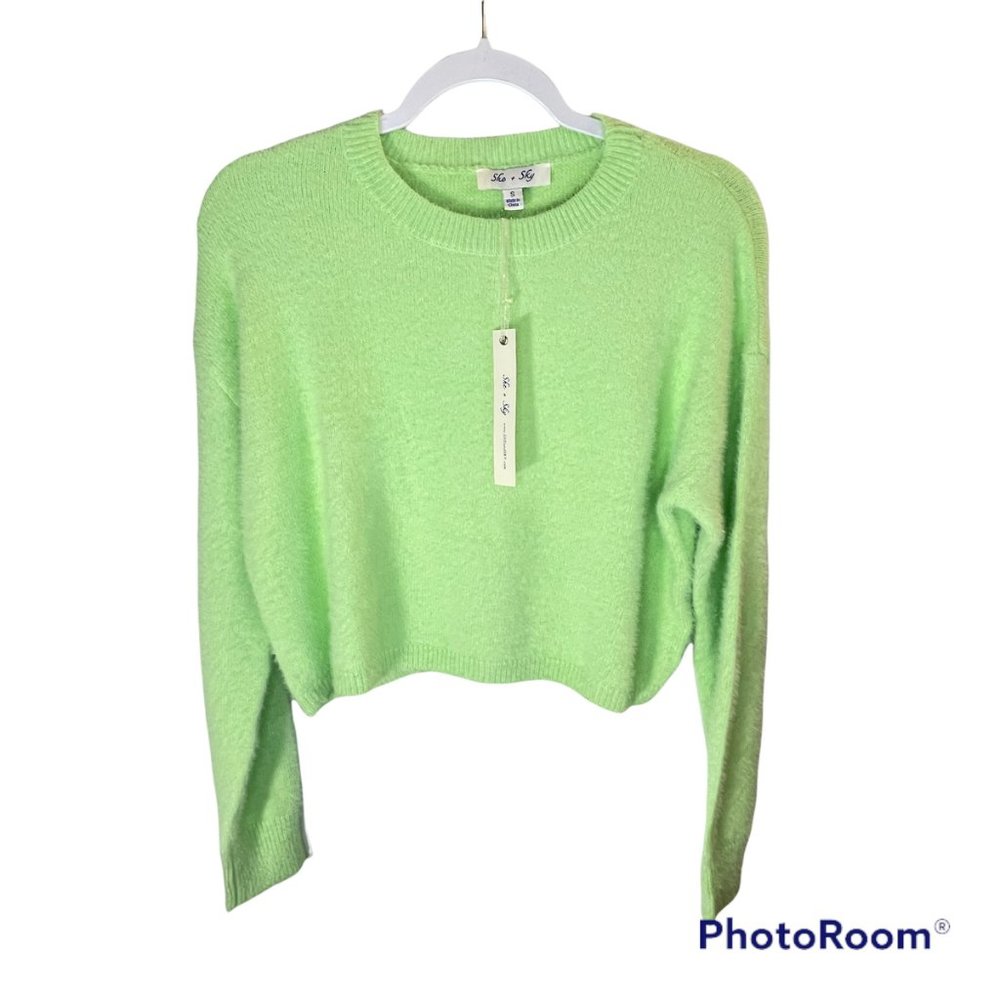 NEW! She + Sky Limón Fuzzy Cropped Sweater